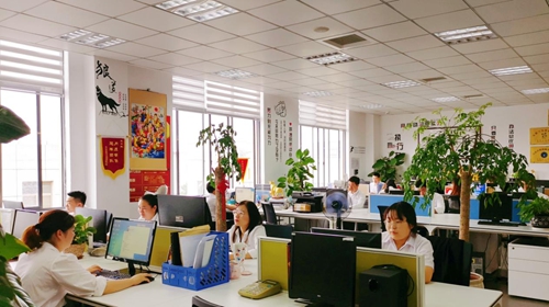 恭喜！蘇州昱騰與依迪埃展柜公司簽訂勞務(wù)外包業(yè)務(wù)！